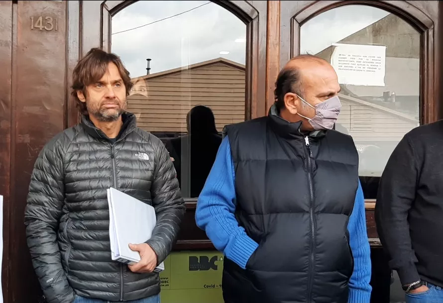 Screenshot_20220329-165959_Video Player